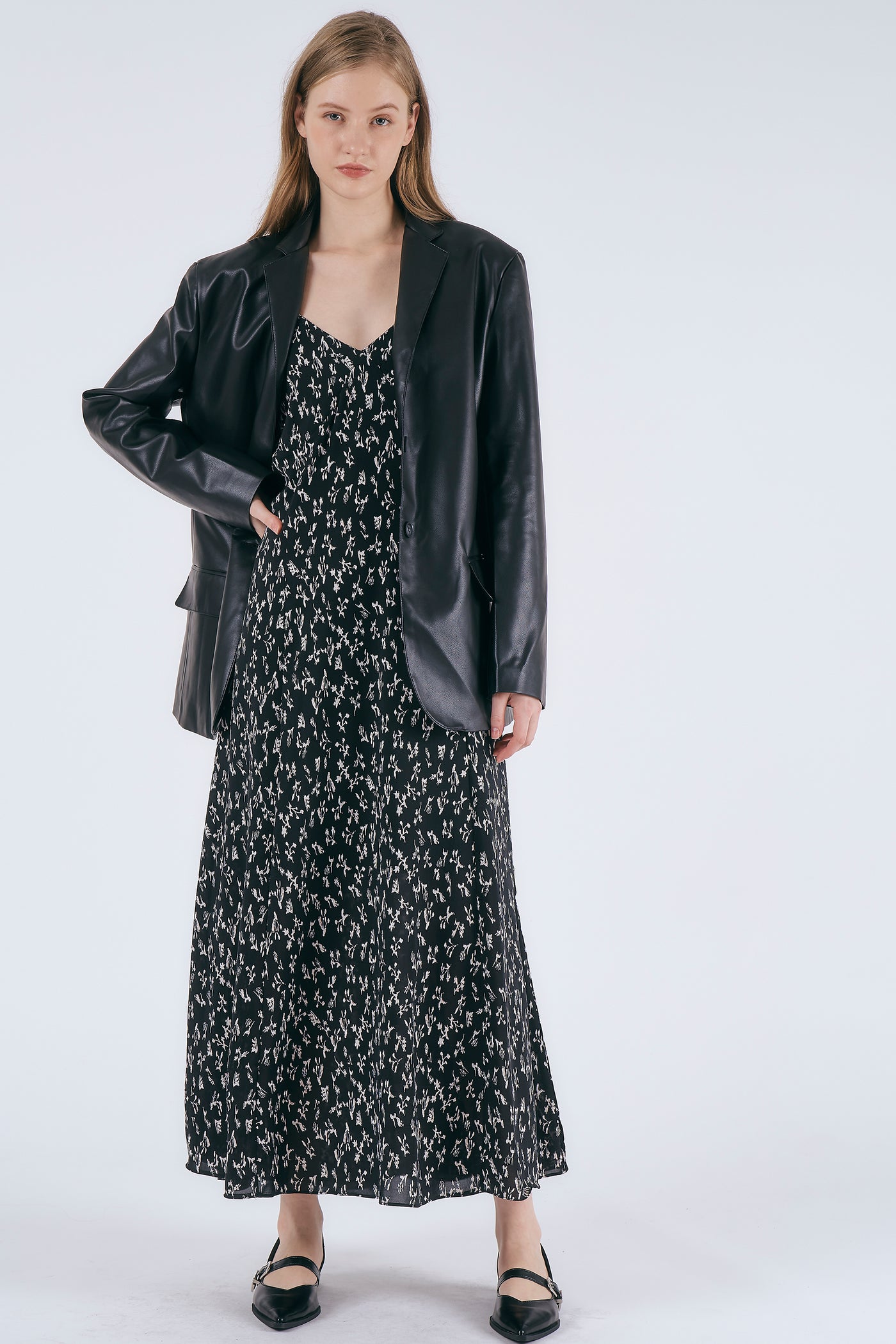 storets.com Ollie Floral Slip Dress