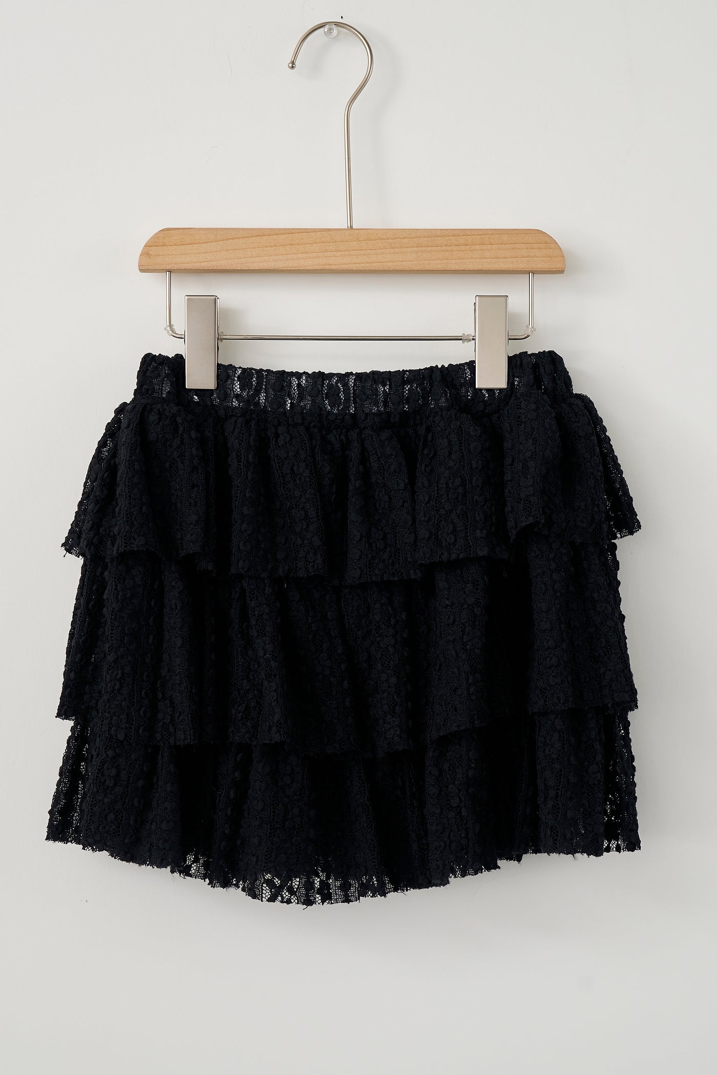 storets.com Ailey Tiered Lace Skorts