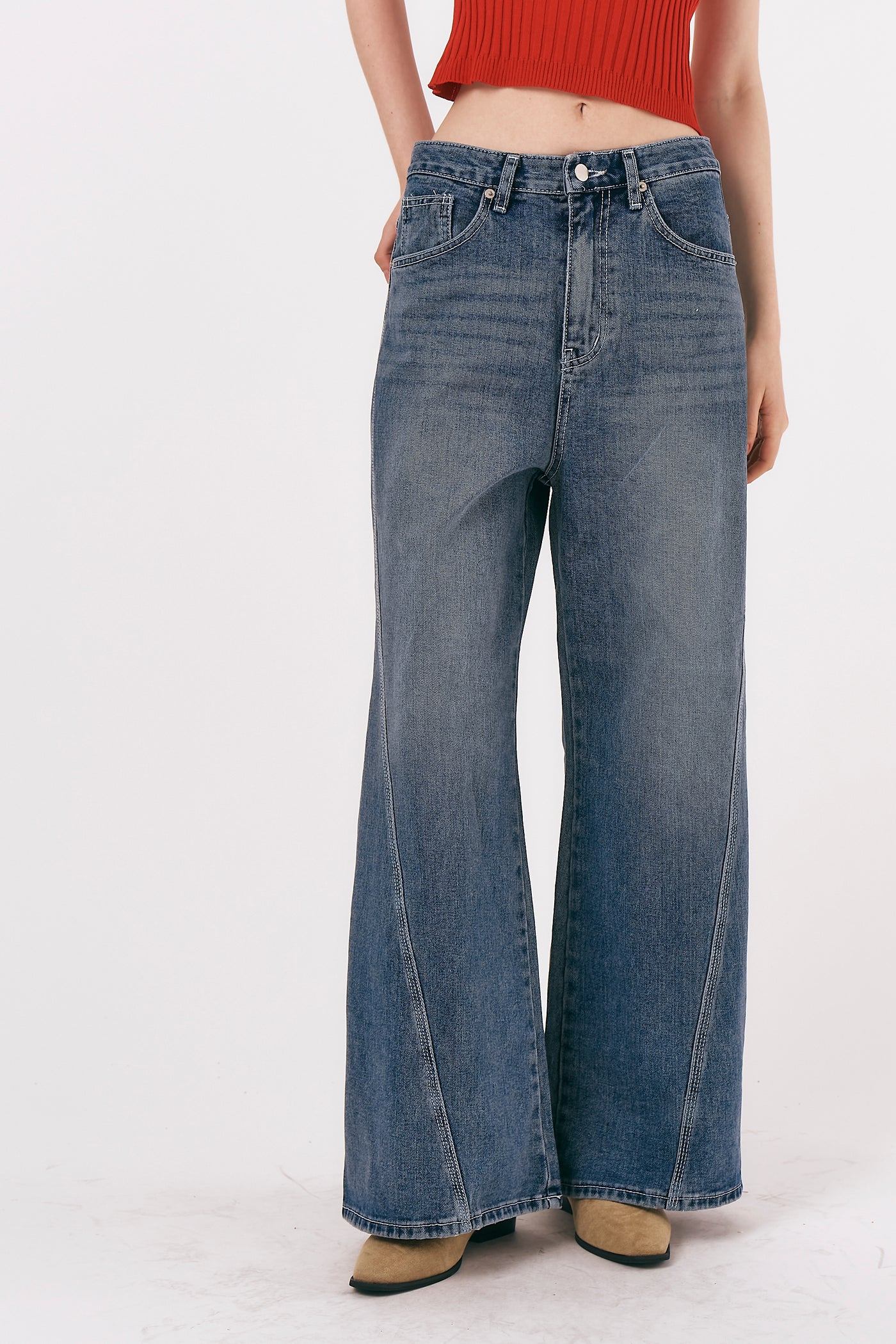 storets.com Ashly Flared Jeans