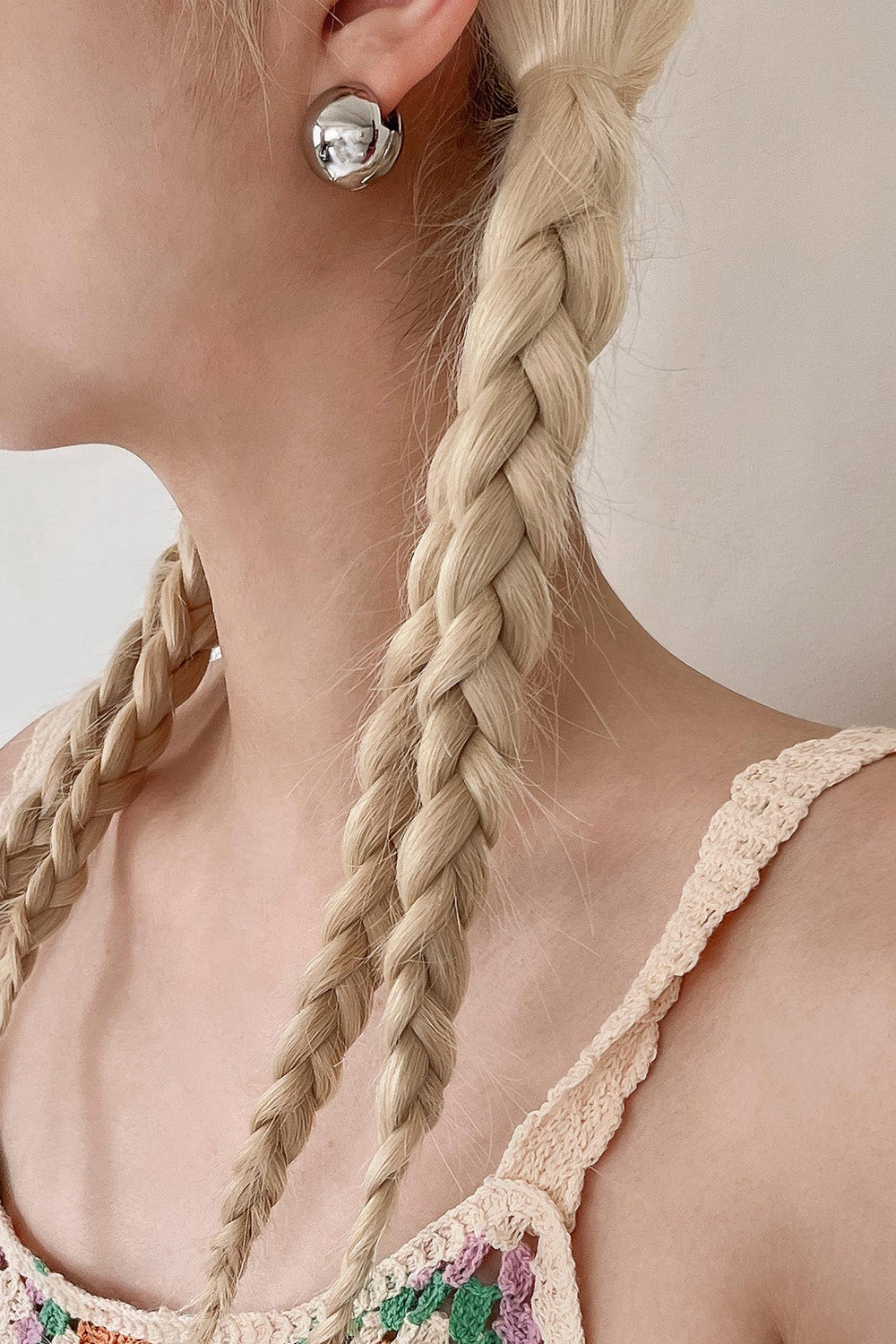 storets.com Bold Ball Earrings