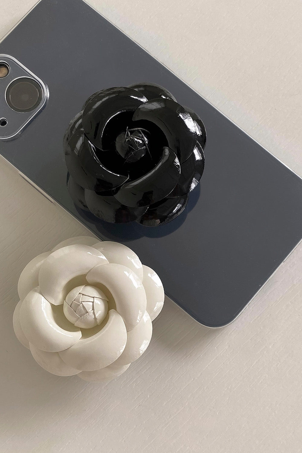 storets.com Camelia Cellphone Grip Holder