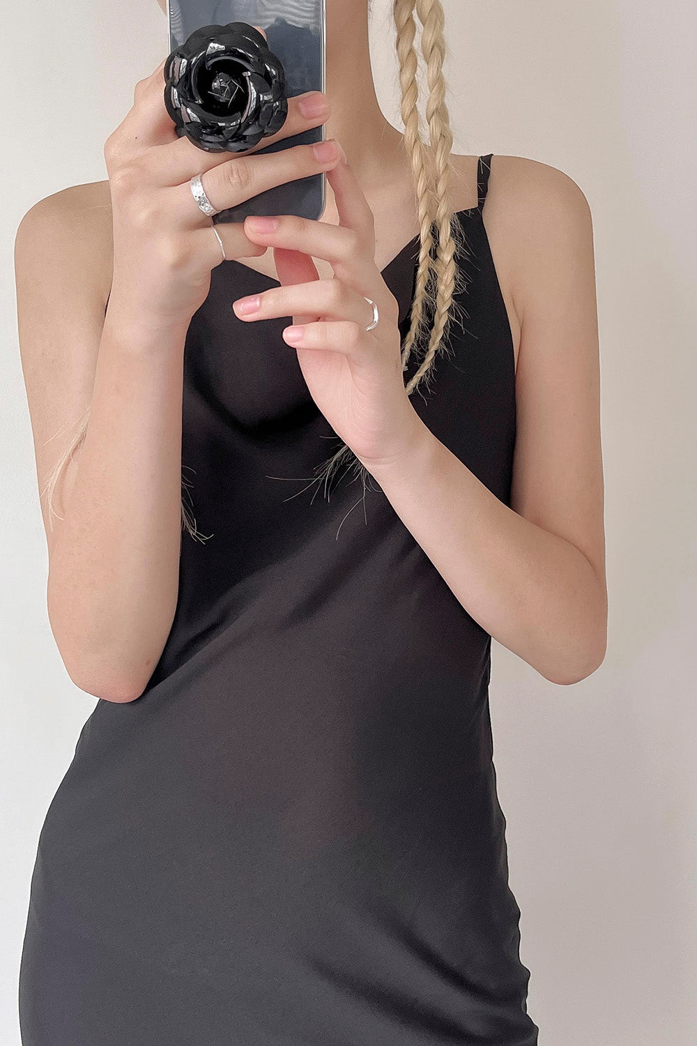 storets.com Camelia Cellphone Grip Holder