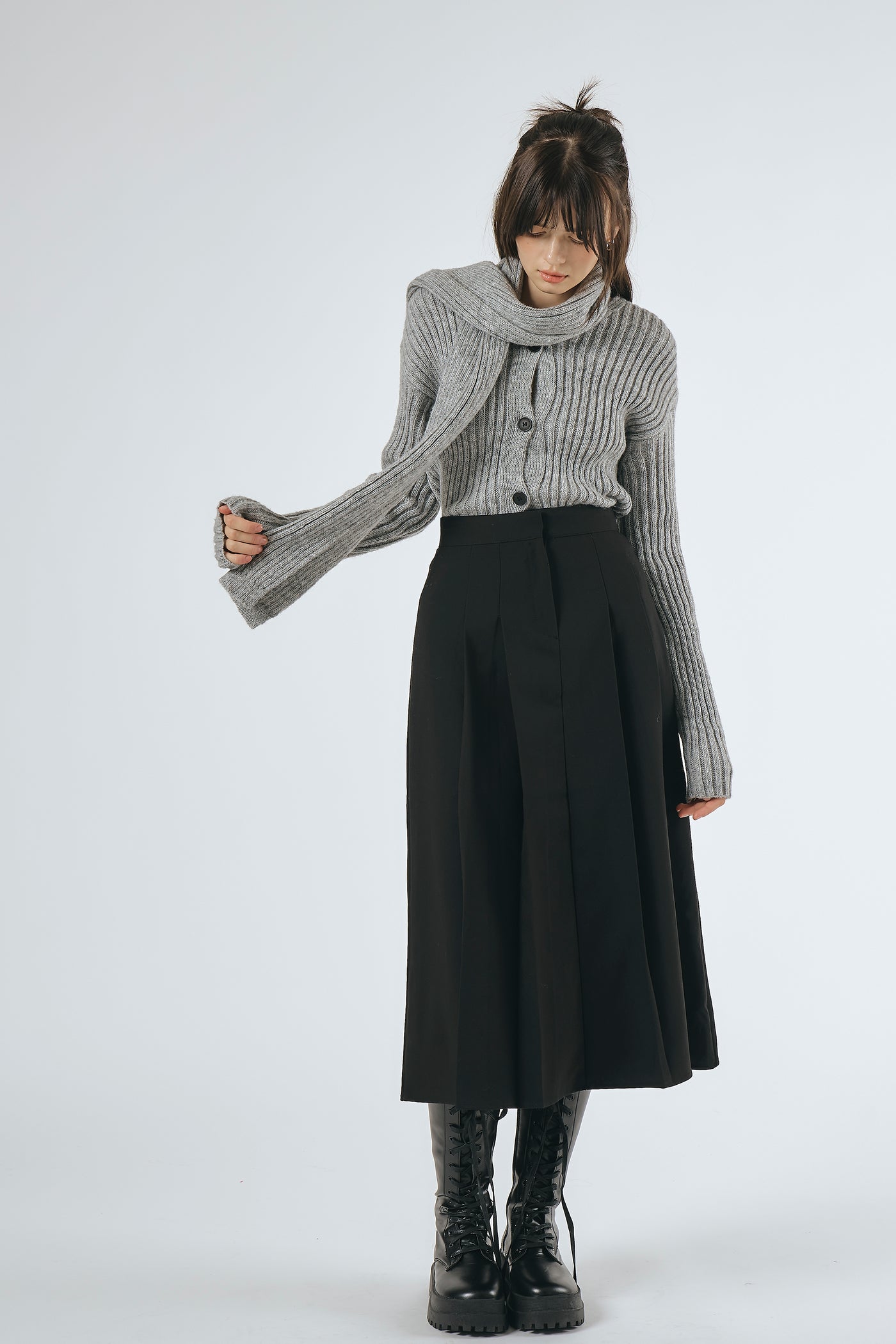 storets.com Cathia Pleated Midi Skirt