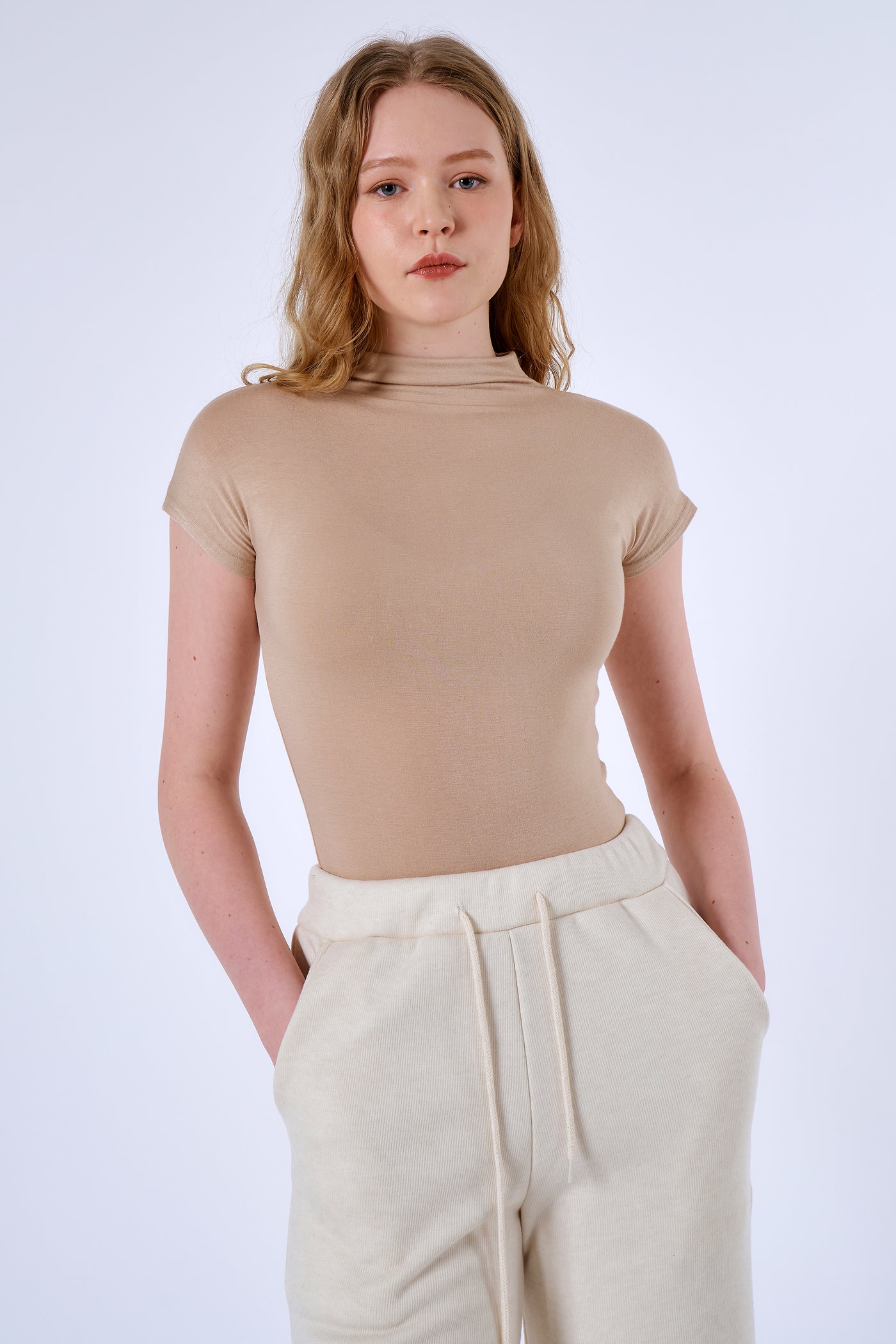 storets.com Cathy Turtleneck Capsleeve Top