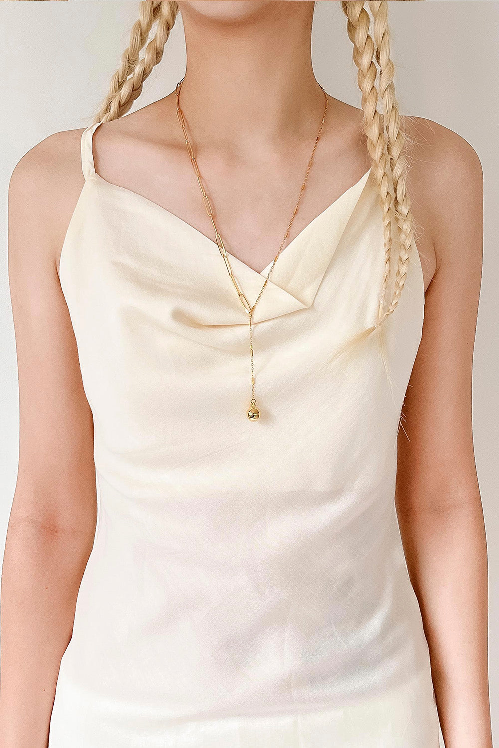 storets.com Chain Ball Necklace