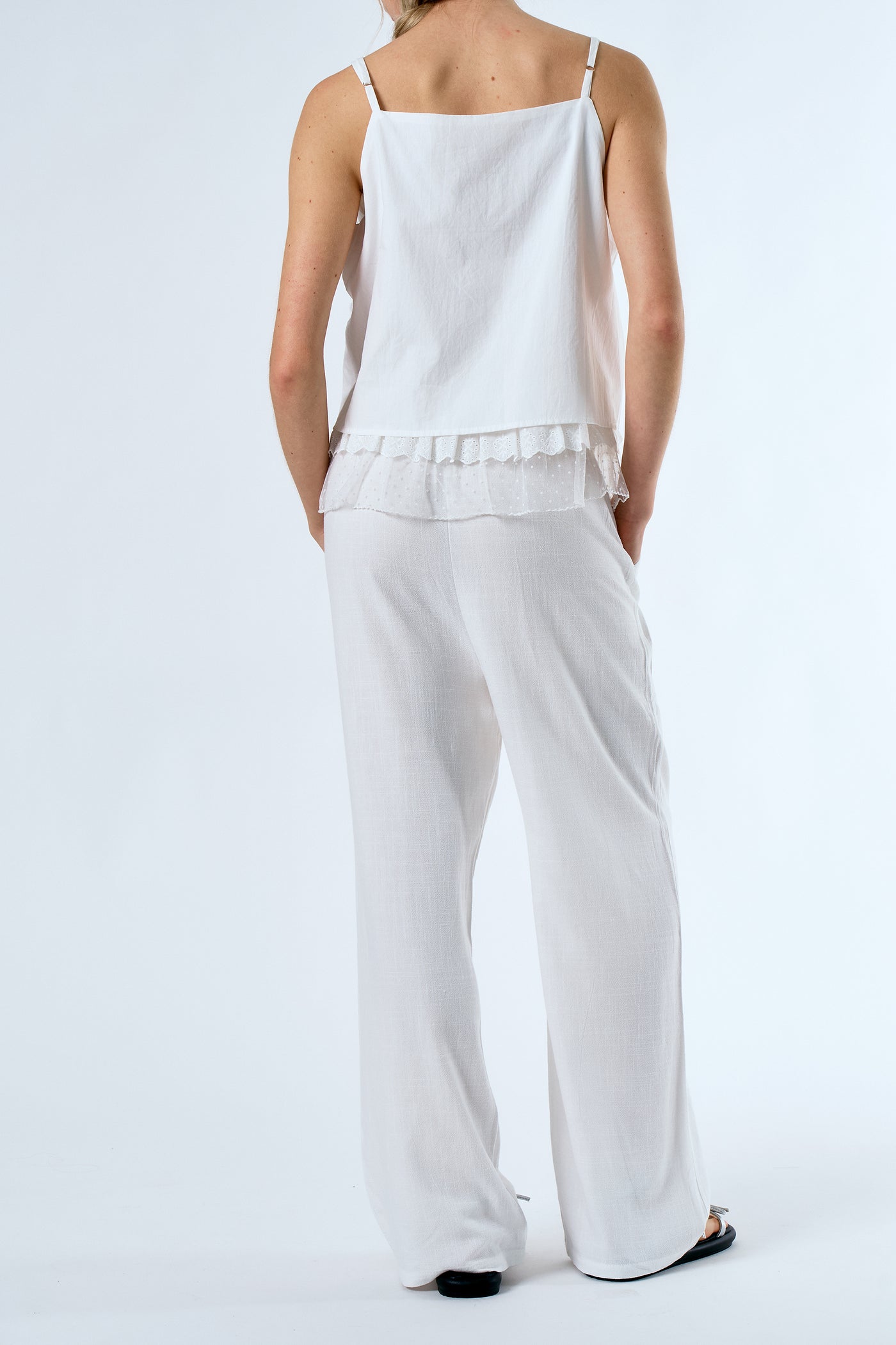 storets.com Elodie Linen Pants