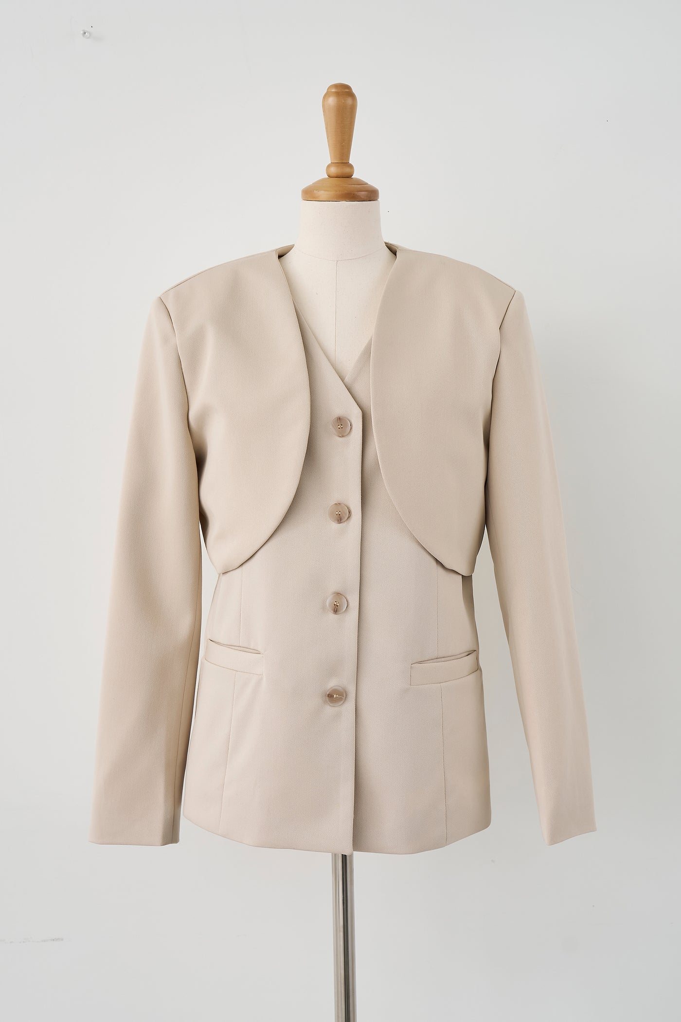 storets.com Evie Cropped Open Jacket