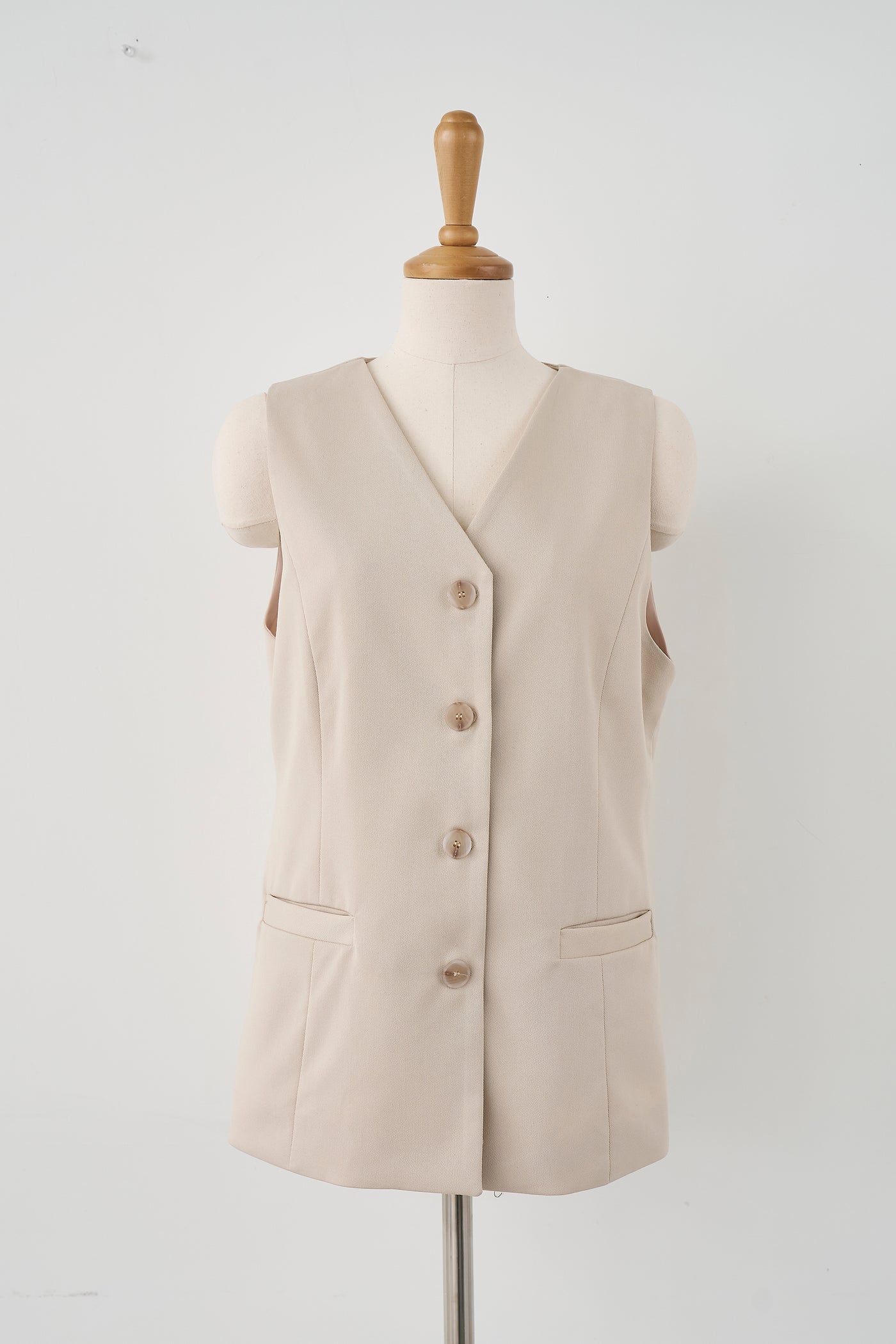 storets.com Evie Oversized Sleeveless Jacket