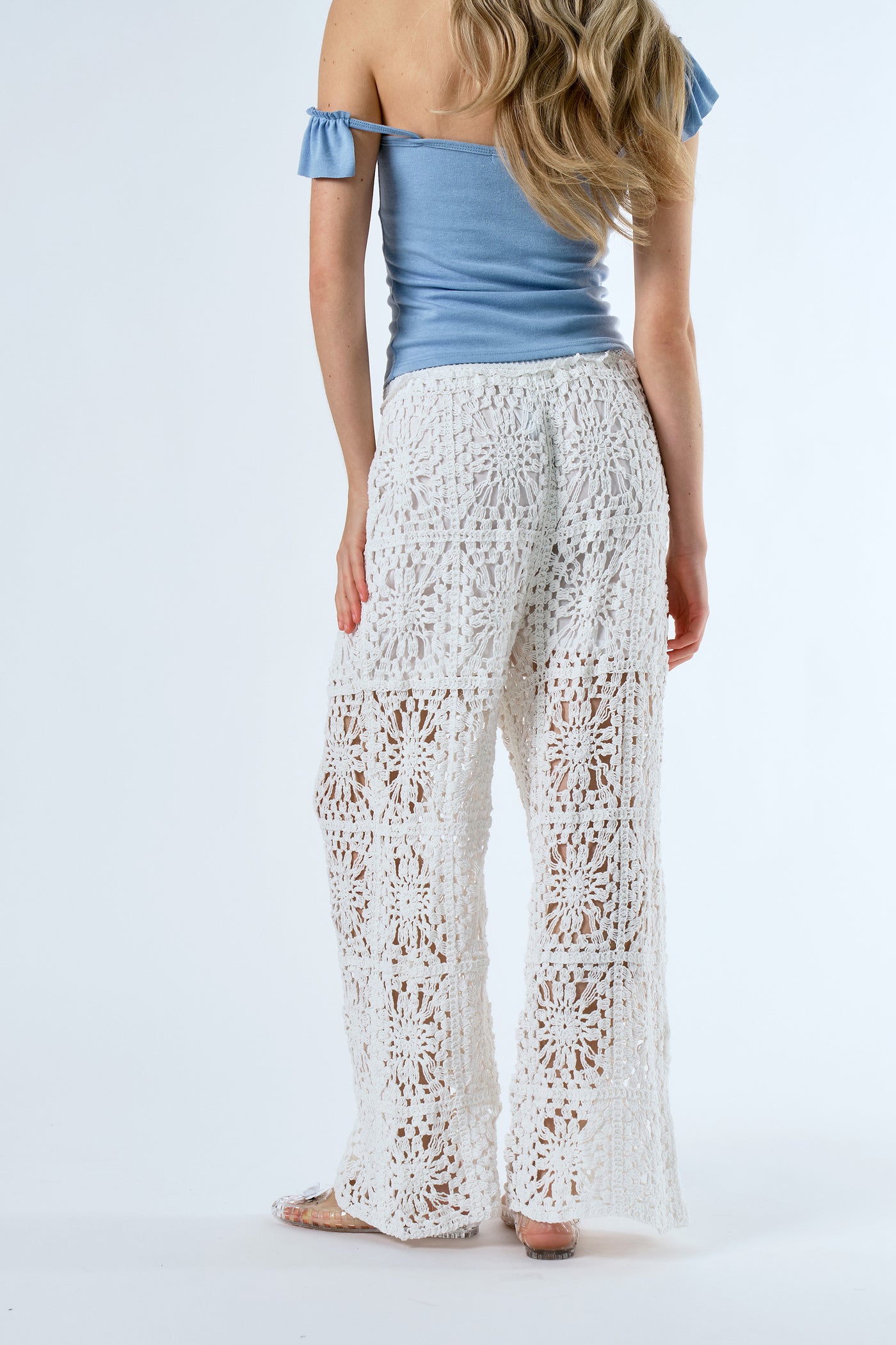 storets.com Flynn Crochet Pants