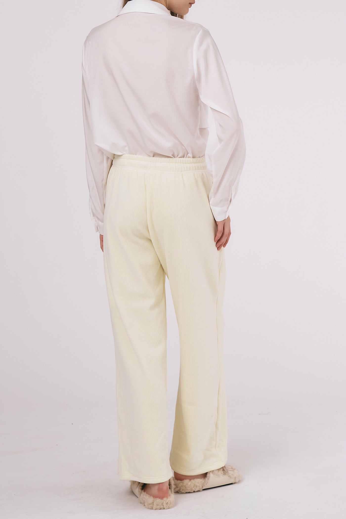 storets.com Hailey Velour Pants