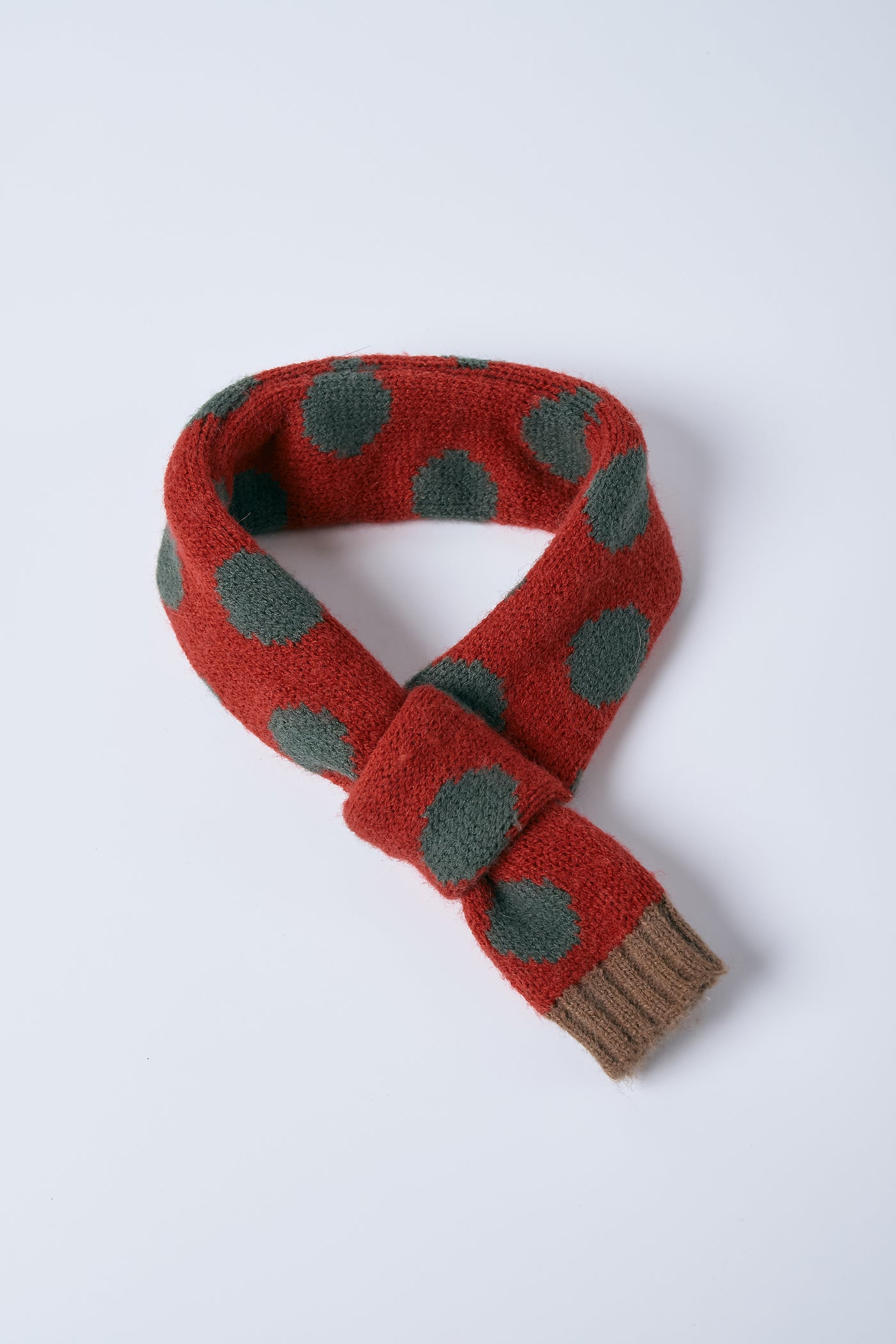 storets.com [STORETS X COSONNE] Knitted Pet Neck Scarf(for pet)