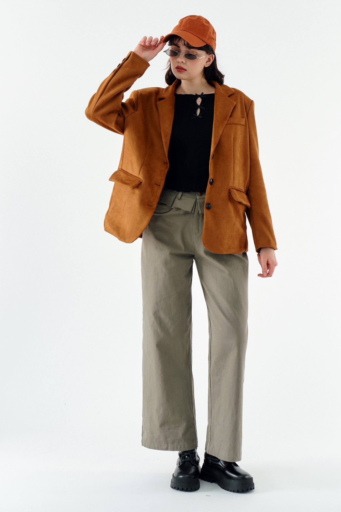 storets.com Layla Oversized Jeans w/Pleats