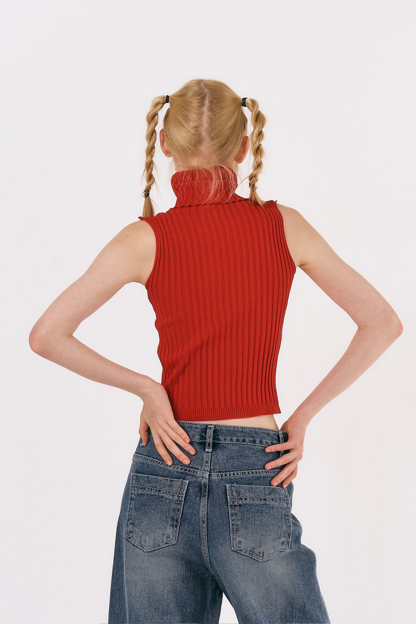 storets.com Lucy Ribbed Sleeveless Top