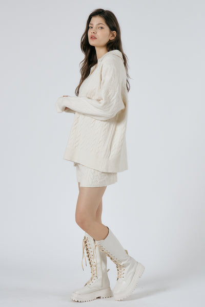 storets.com Luna Cable Knitted Top and Shorts Set