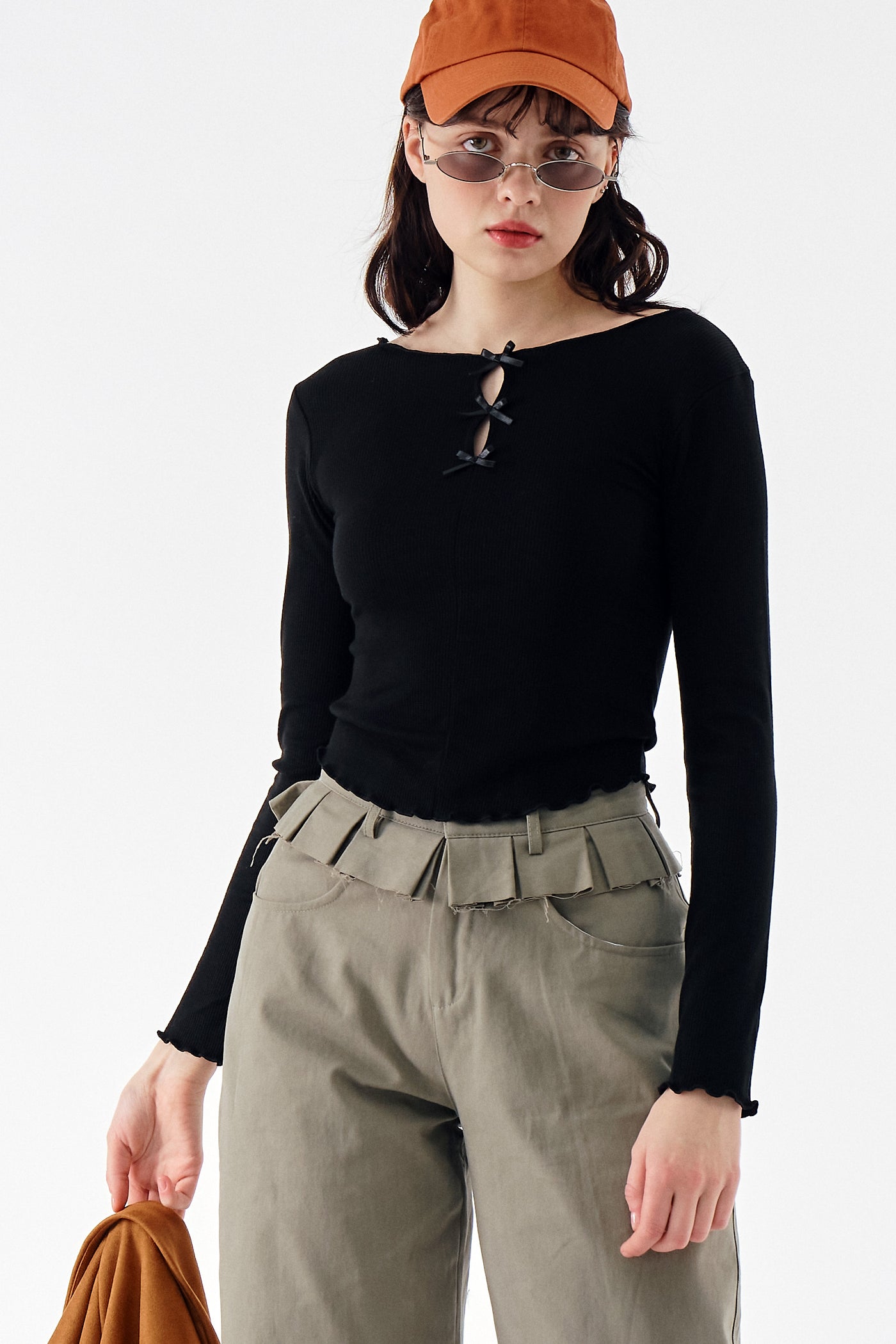 storets.com Mila Slimfit Bow Top