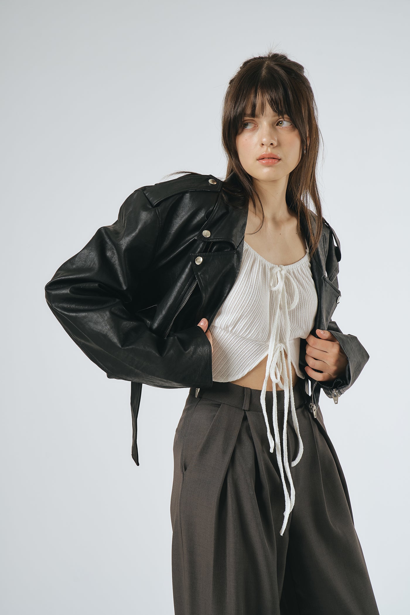 storets.com Pam Puff Sleeved Cropped Top