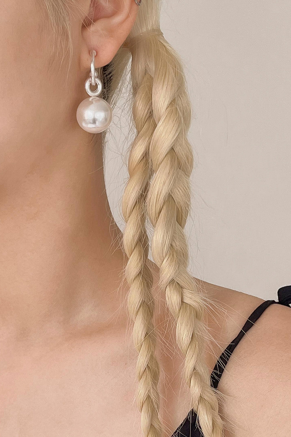 storets.com Faux Pearl Ringering Earrings