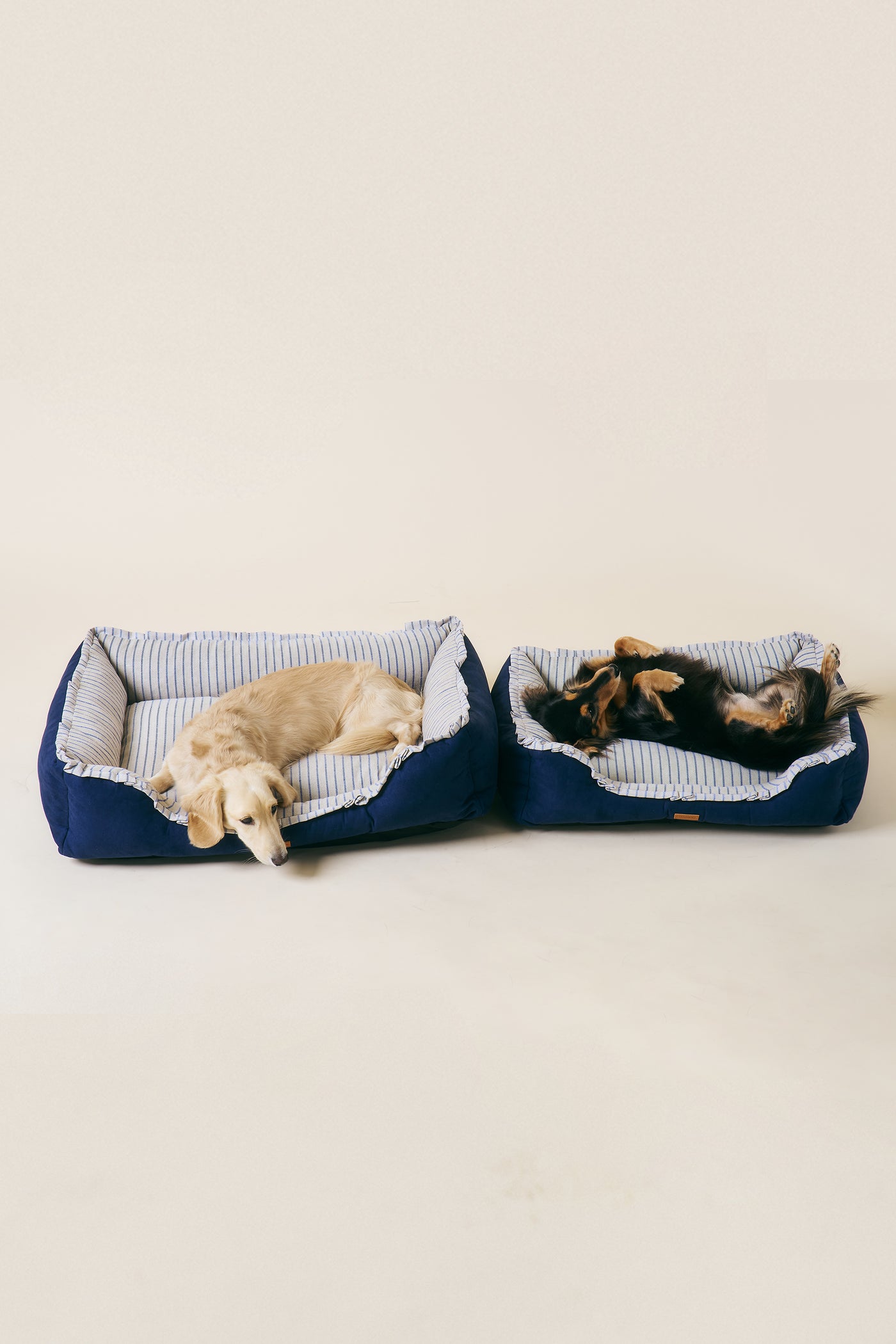 storets.com [COSONNE] Herringbone Pet Bed