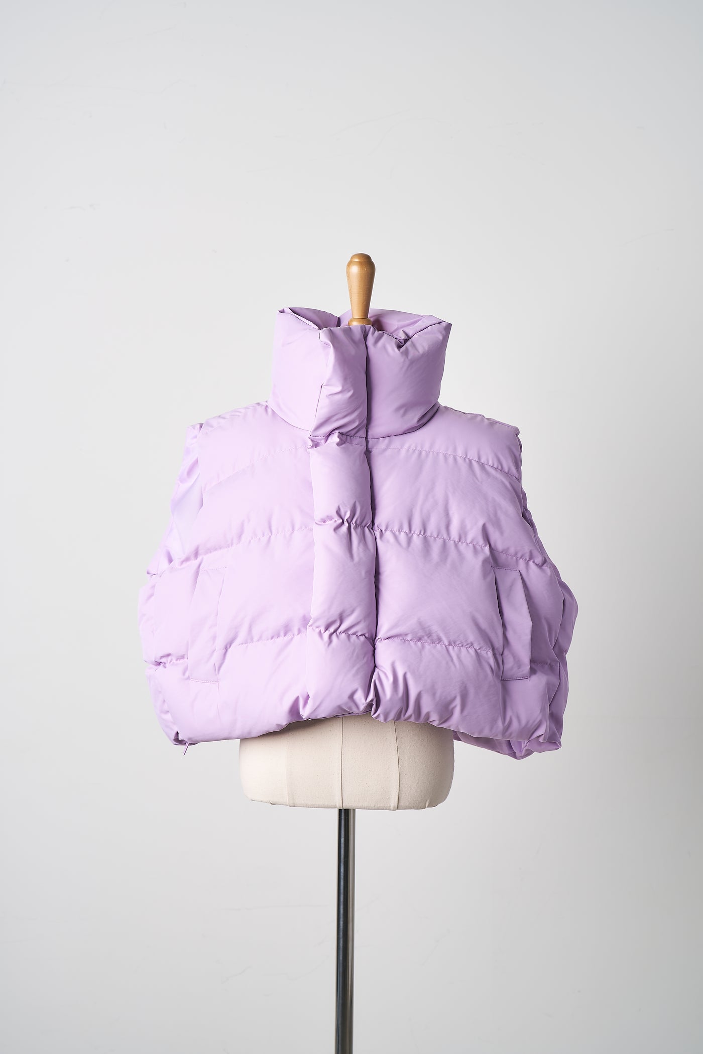 storets.com Phoebe Cropped Puffer Vest