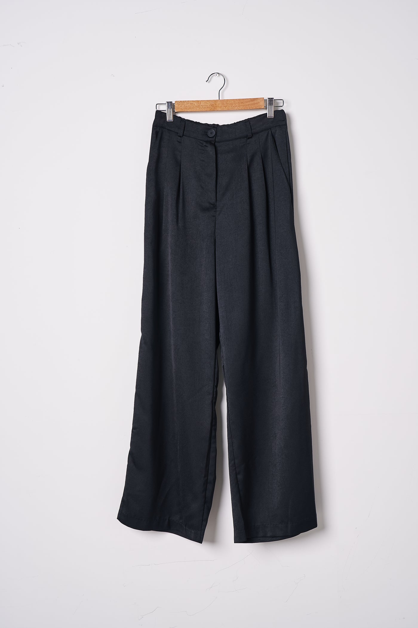 storets.com Mia Wide Leg Satin Pants