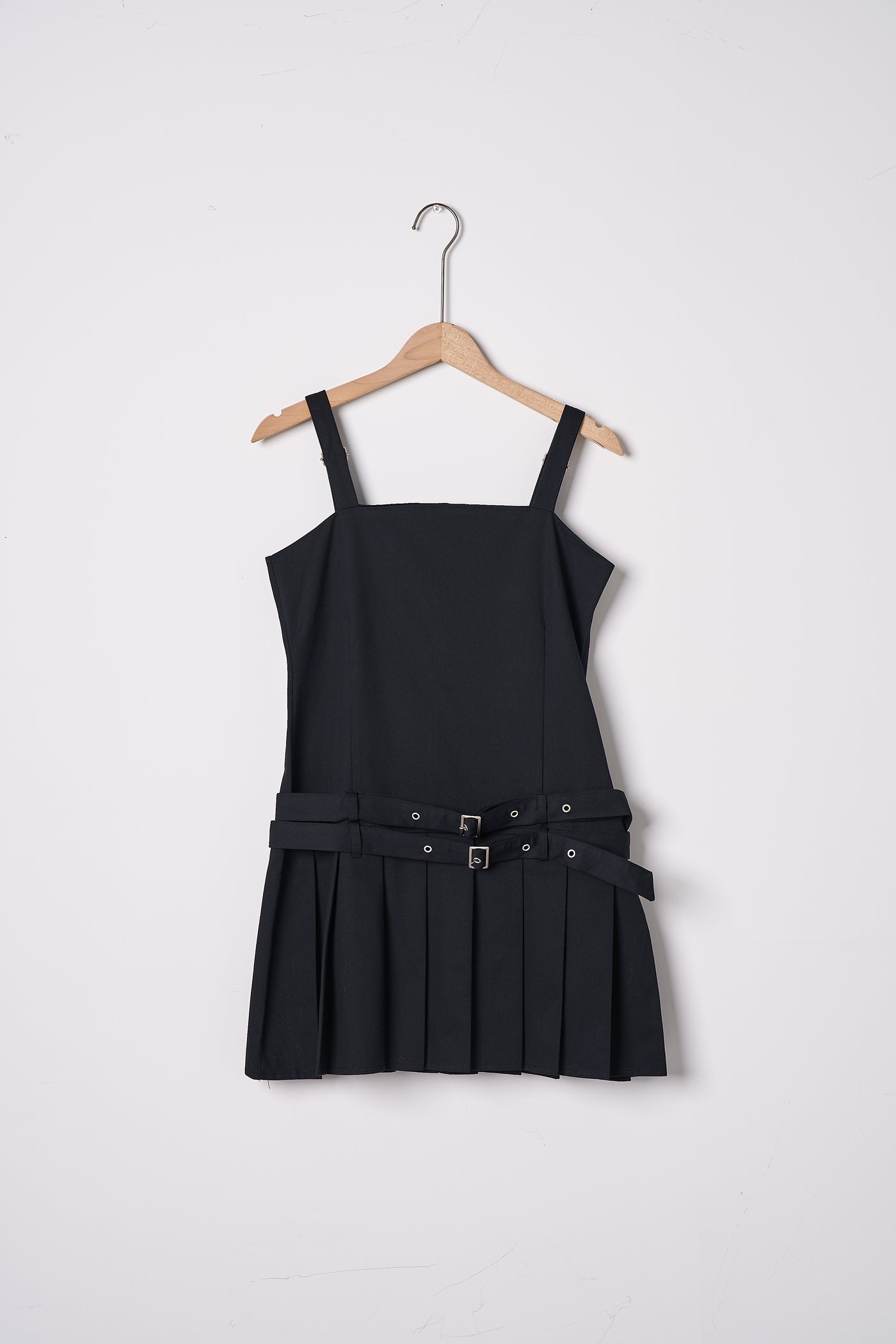 storets.com Taylor Pleated Hem Dress