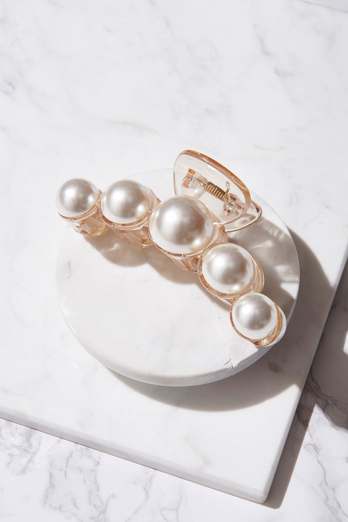 storets.com Five Pearl Clip