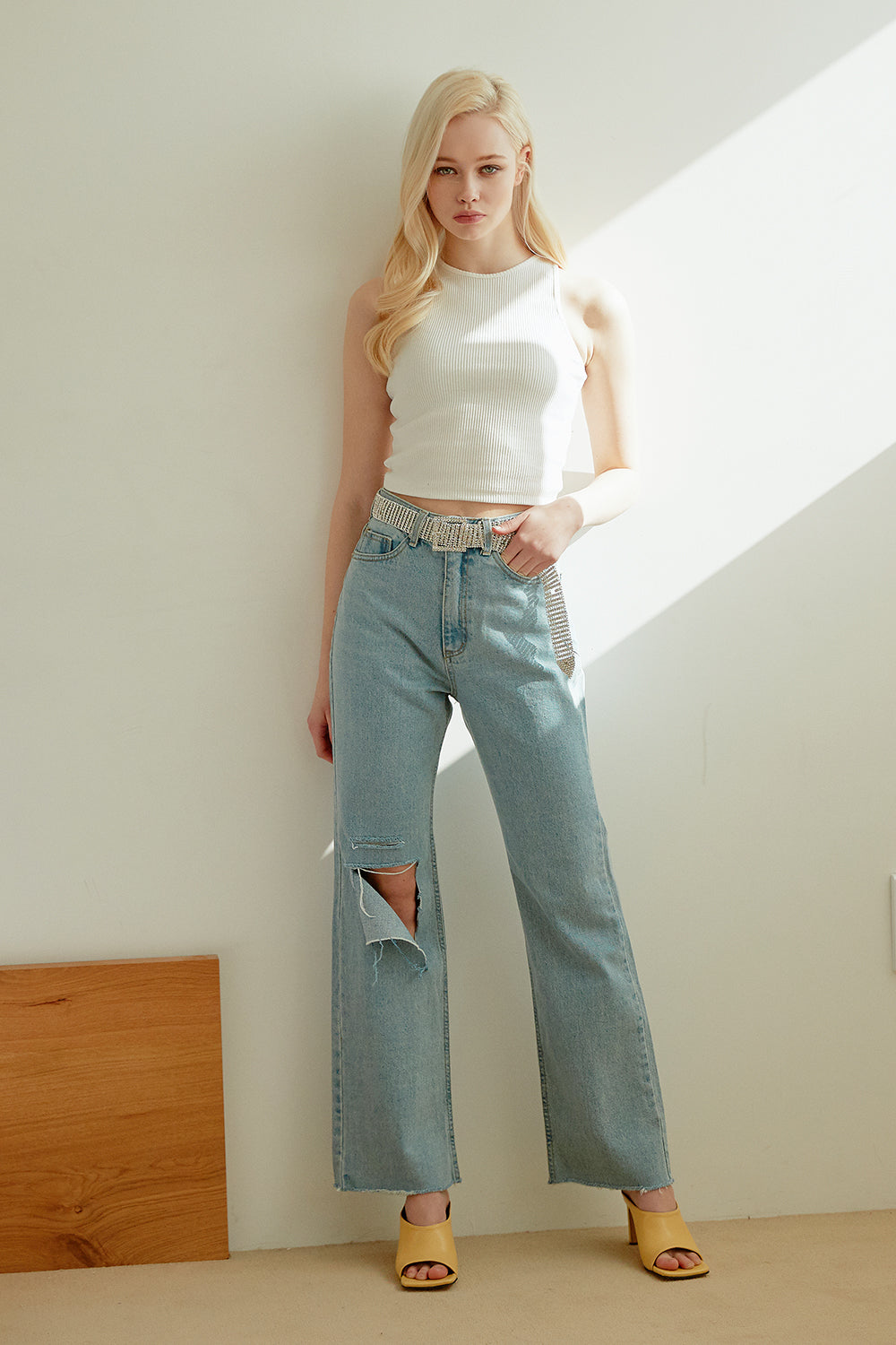 storets.com Haily Slash Ripped Jeans