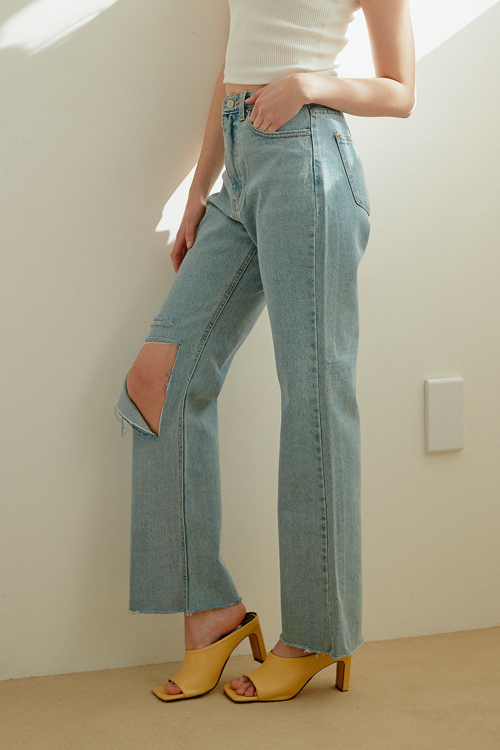 storets.com Haily Slash Ripped Jeans
