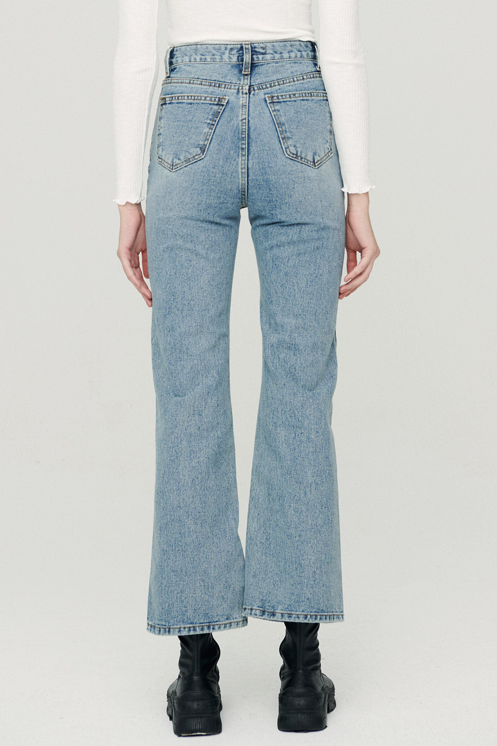 storets.com Lori Wide Leg Jeans