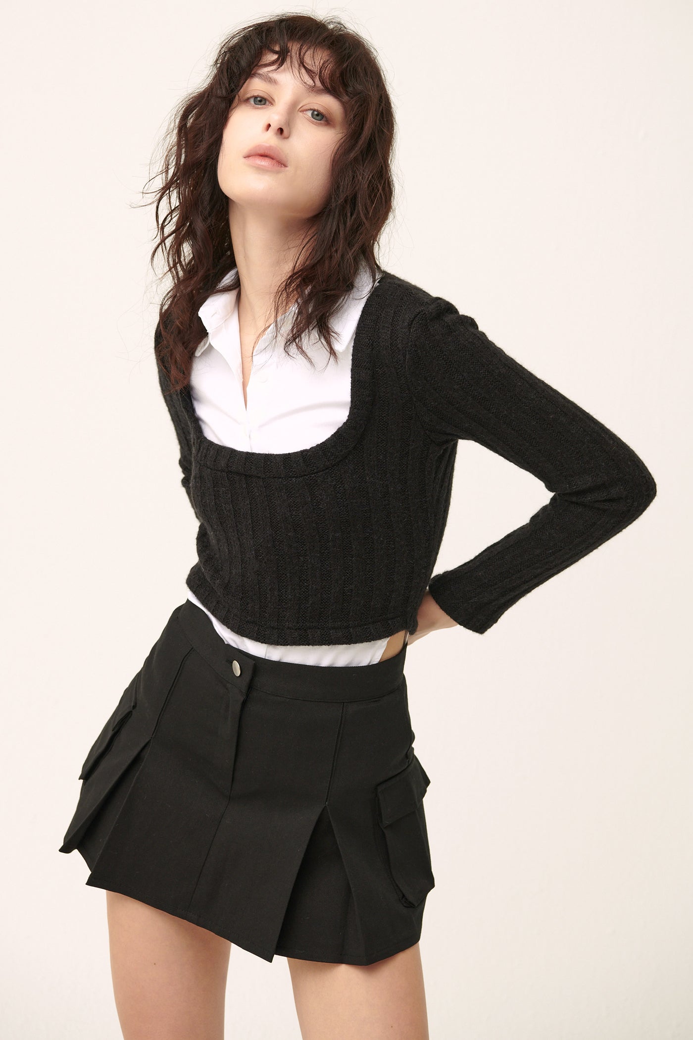 storets.com [NEW]Amelia Shirt Inset Crop Top