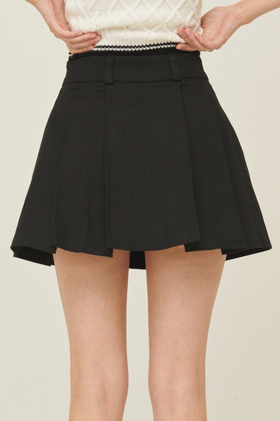 storets.com Sienna Kick Pleats Skirt