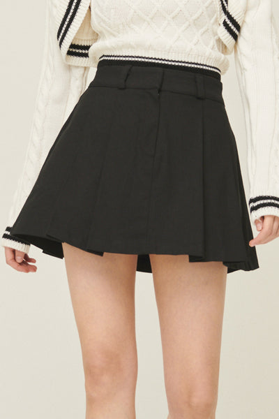 storets.com Sienna Kick Pleats Skirt