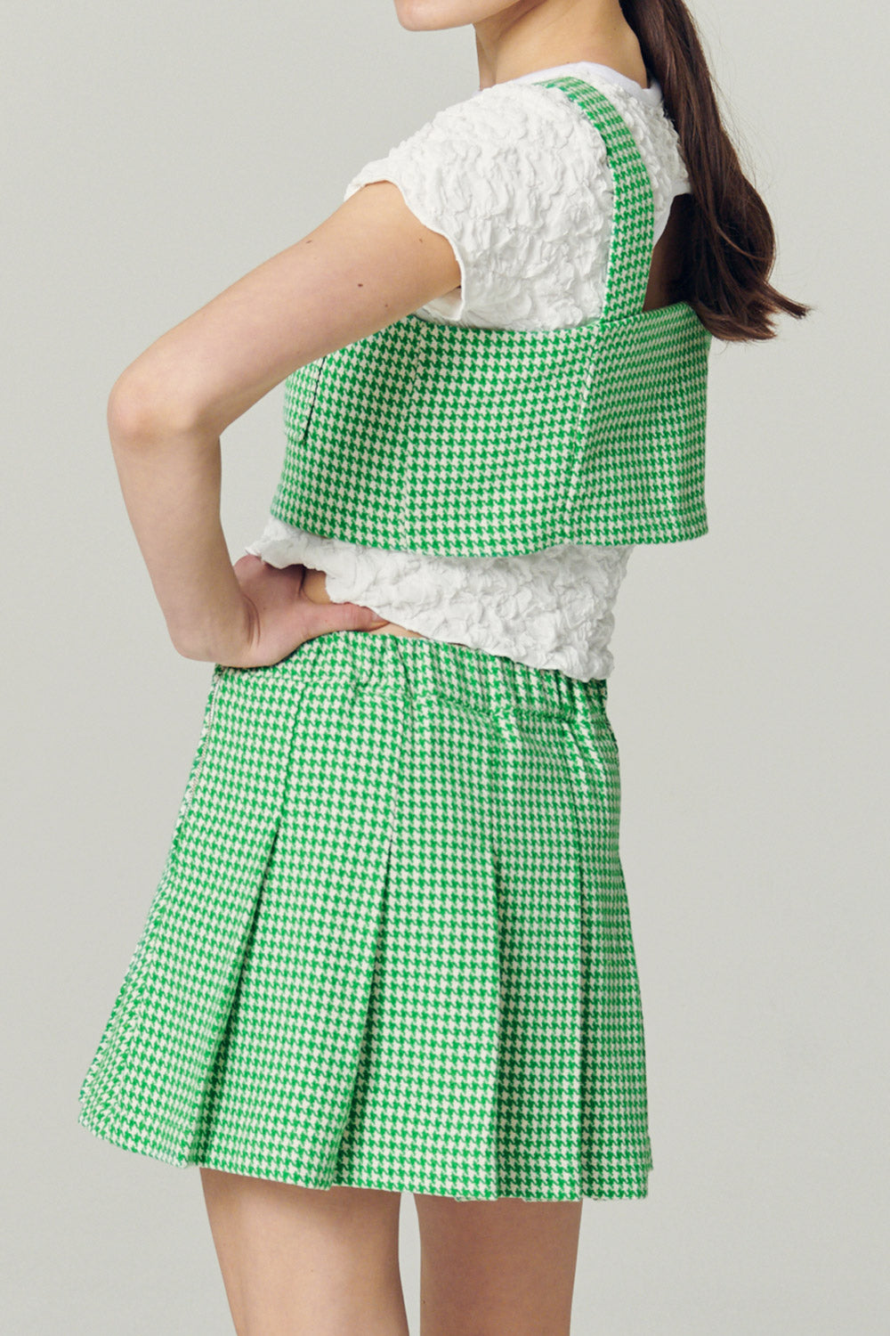 storets.com Haley Buttoned Crop Top