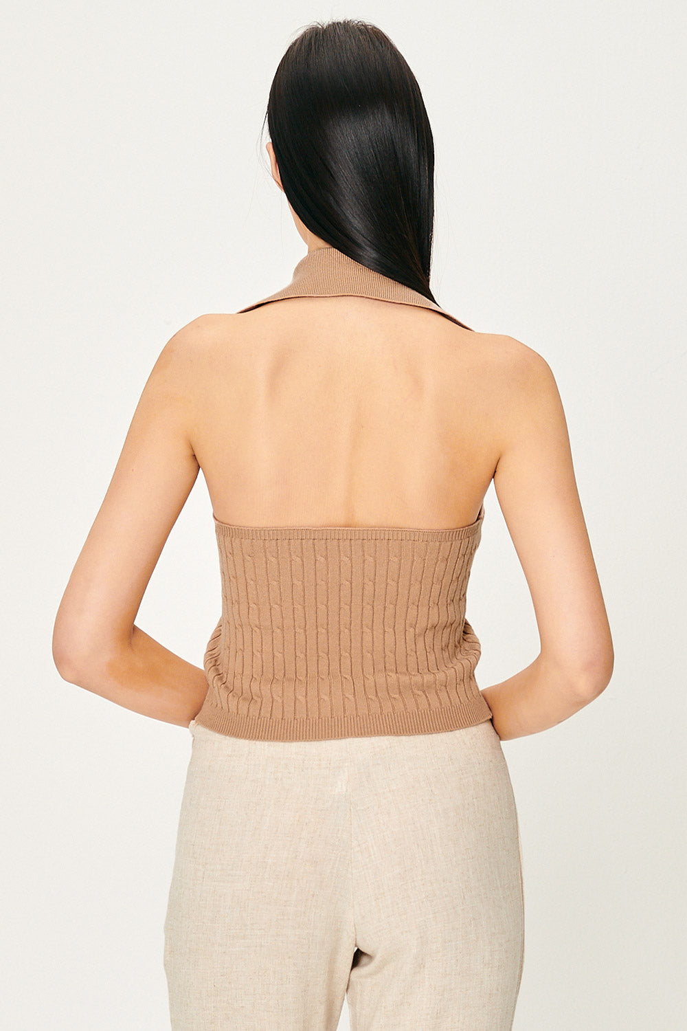 storets.com Avery Knitted Halter Neck Top