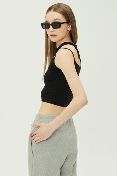 storets.com Maillie Cutout Tank Top