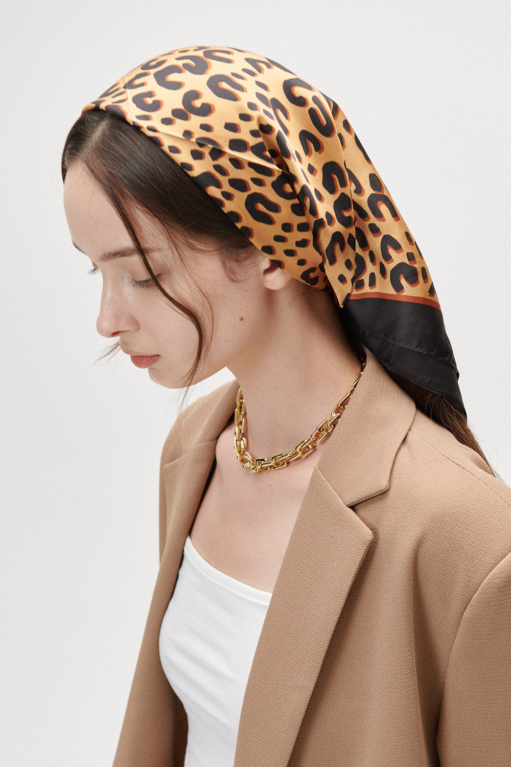 storets.com Sayla Leopard Print Scarf