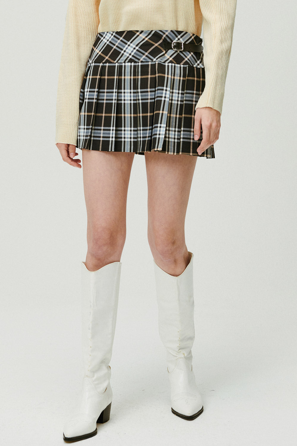 storets.com Bella Pleated Skirt in Plaid