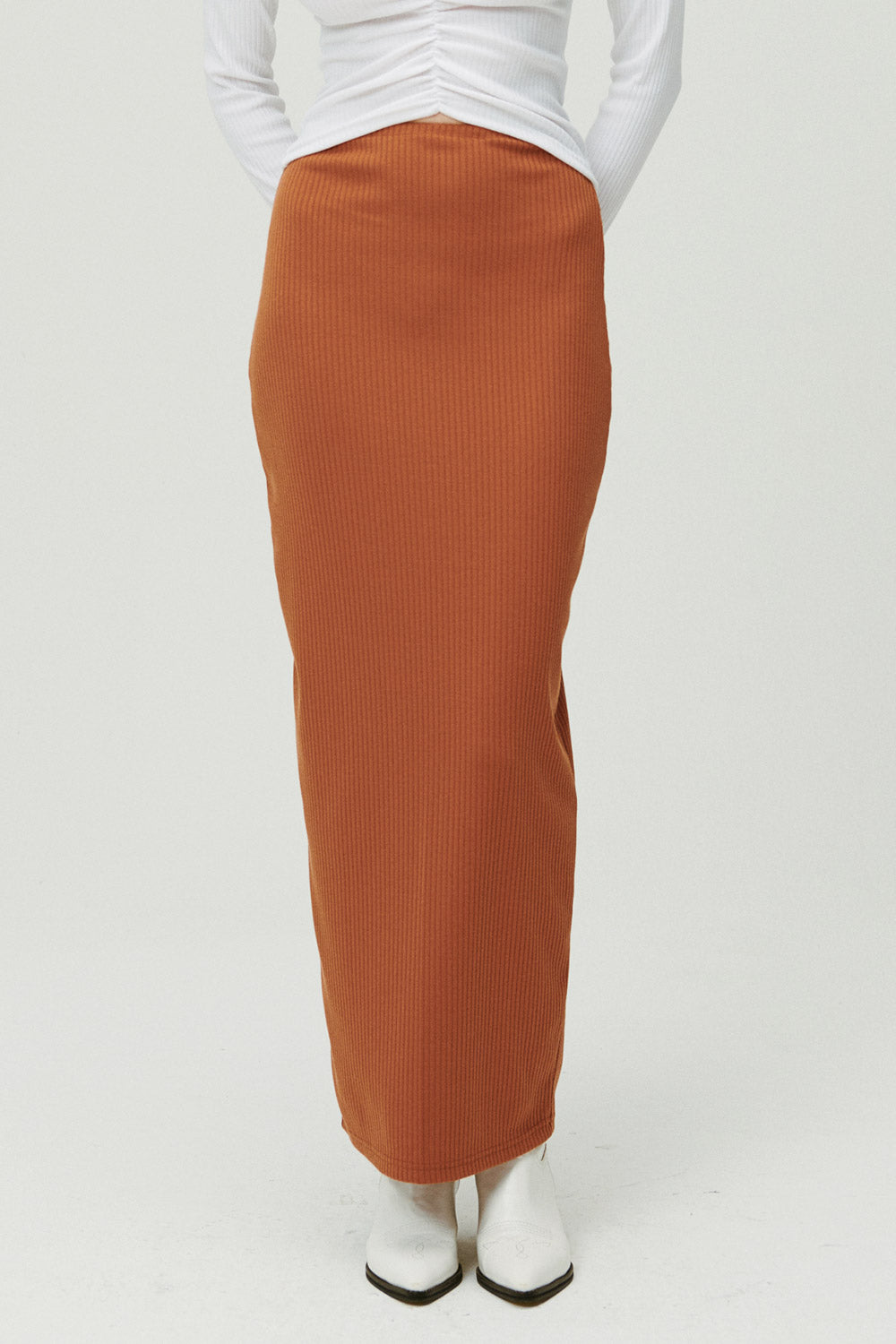 storets.com Jade Ribbed Skirt w/String