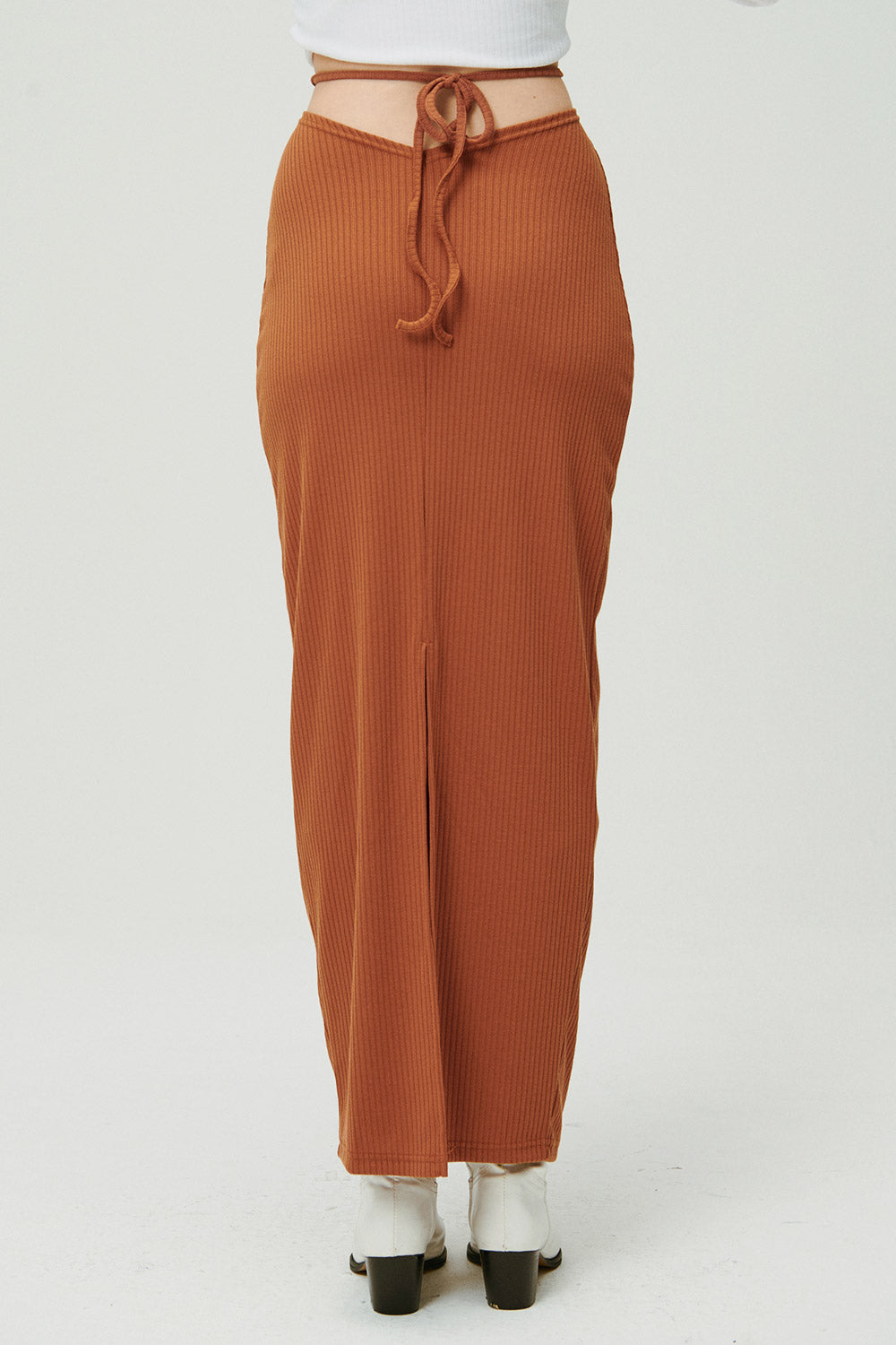 storets.com Jade Ribbed Skirt w/String