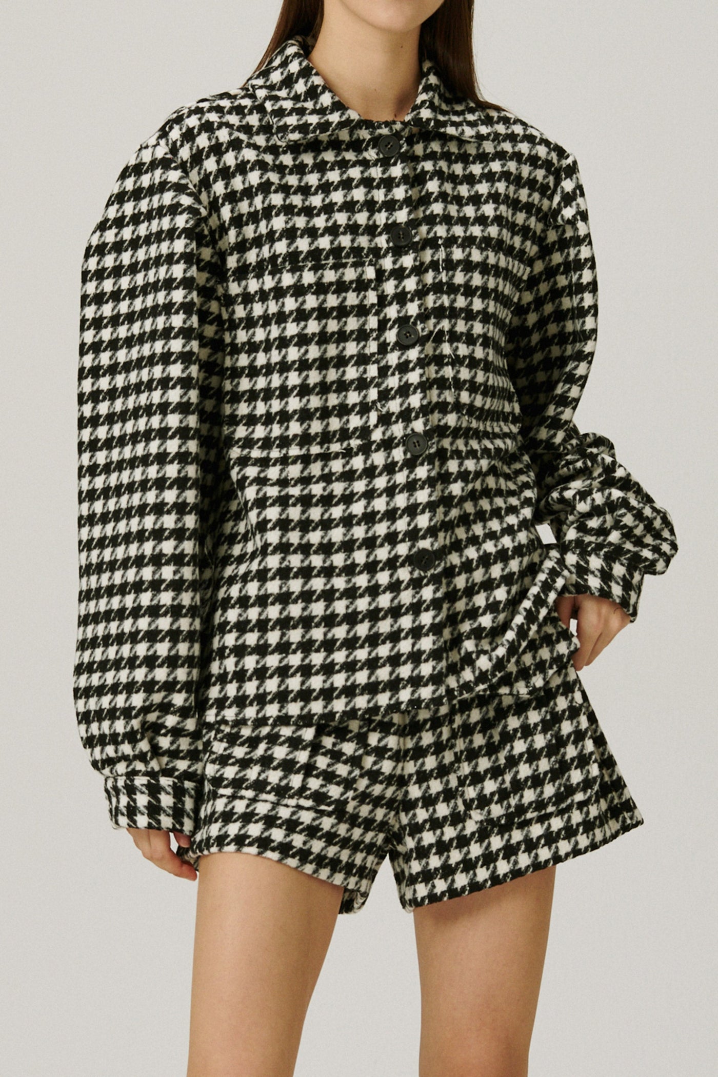 storets.com Harper Houndstooth Shacket