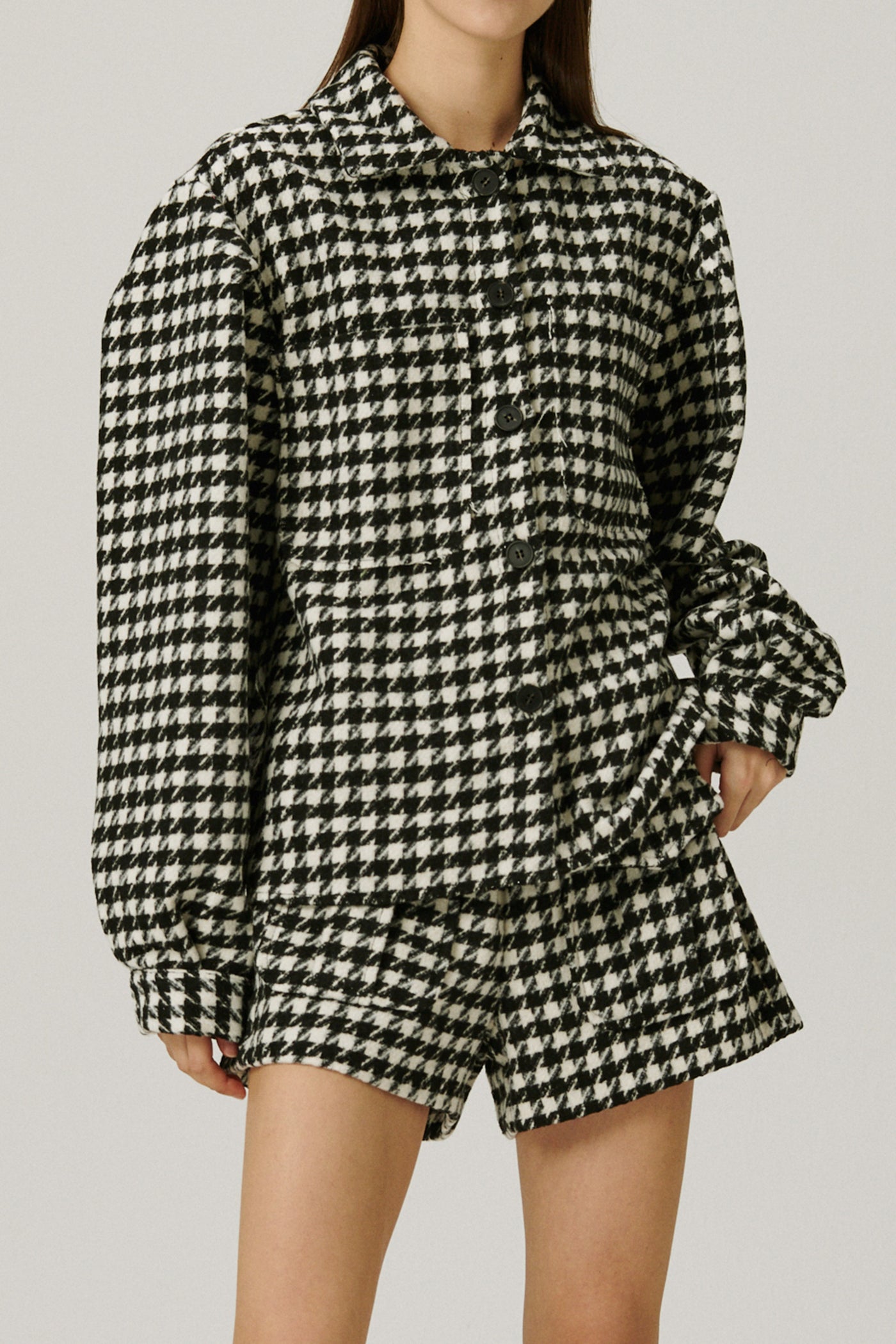 storets.com Harper Houndstooth Shacket