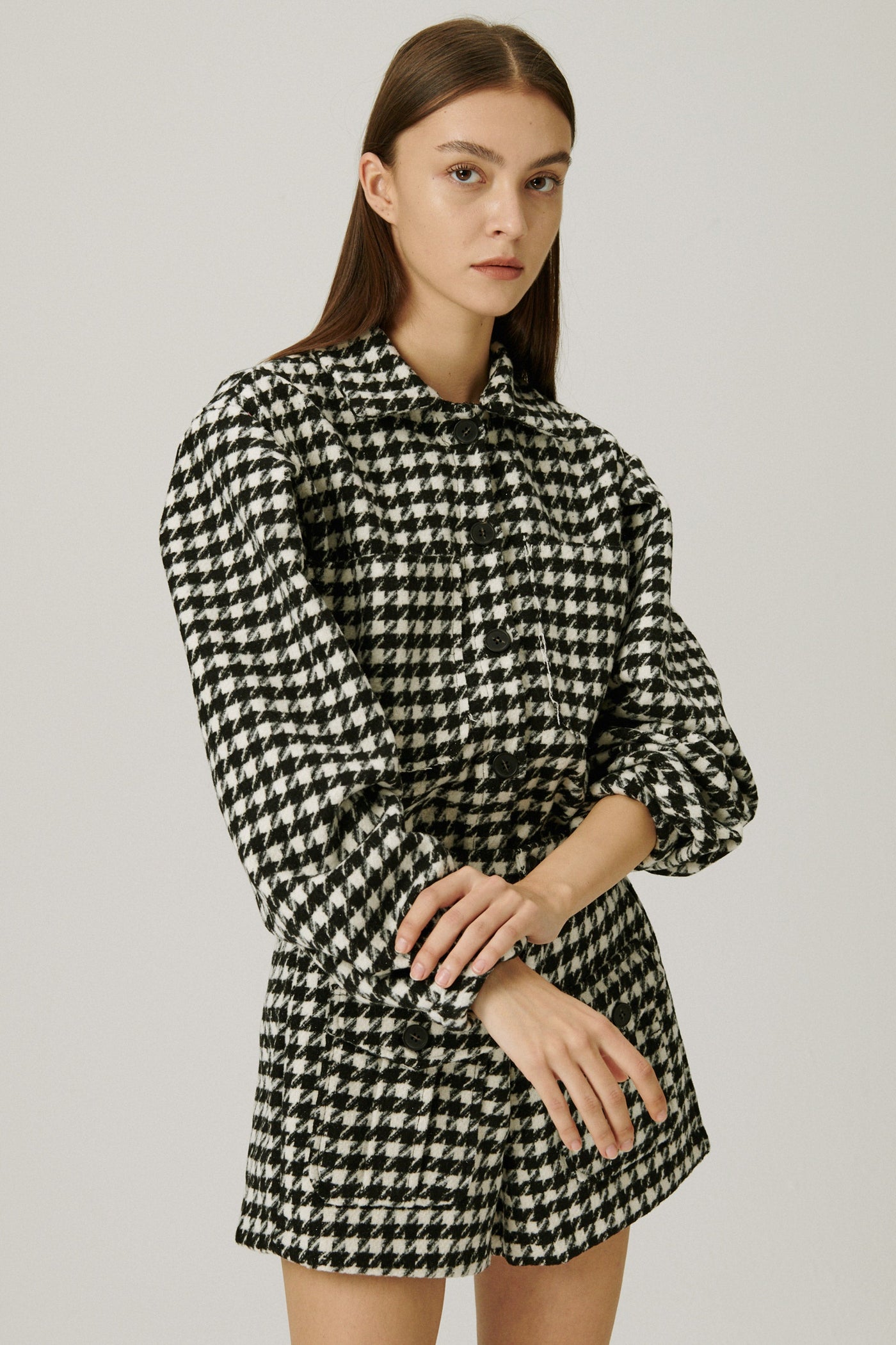 storets.com Harper Houndstooth Shacket