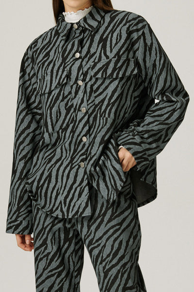 storets.com Ivy Oversized Shacket in Zebra