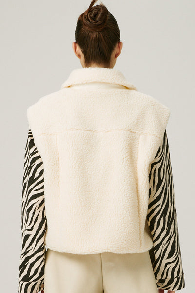 storets.com Cleo Borg Teddy Vest