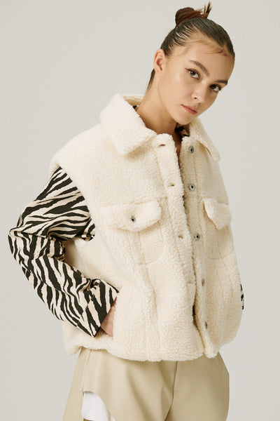 storets.com Cleo Borg Teddy Vest