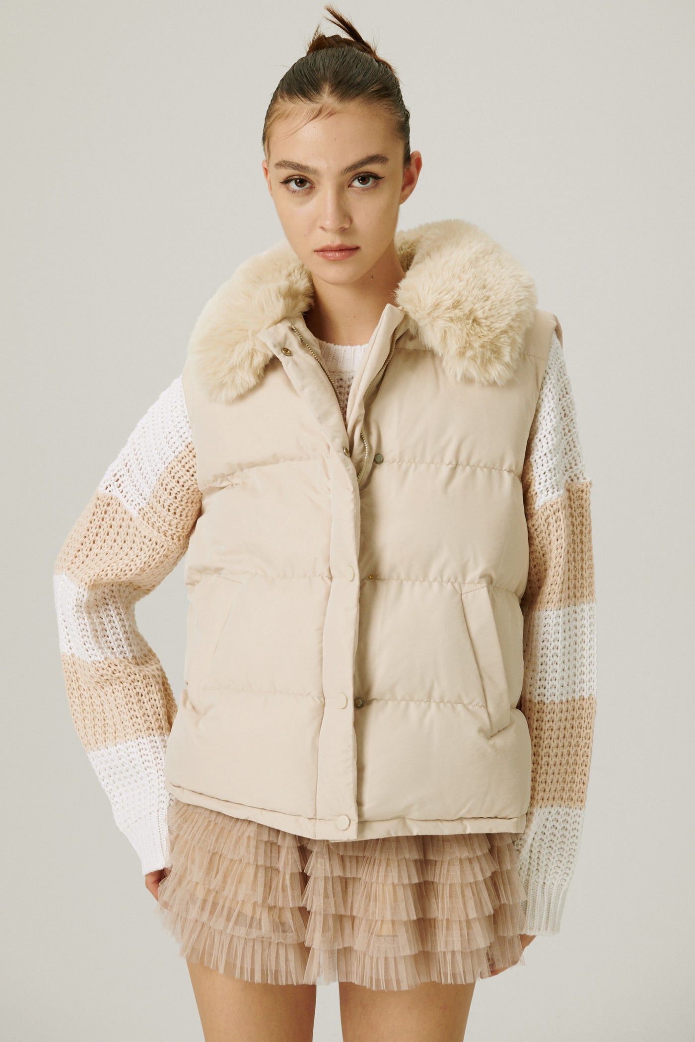 storets.com Polina Sleeveless Puffer Jacket