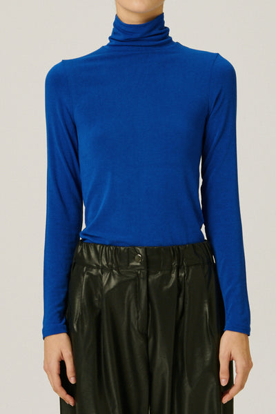 storets.com Celia Slimfit Turtle Neck Top