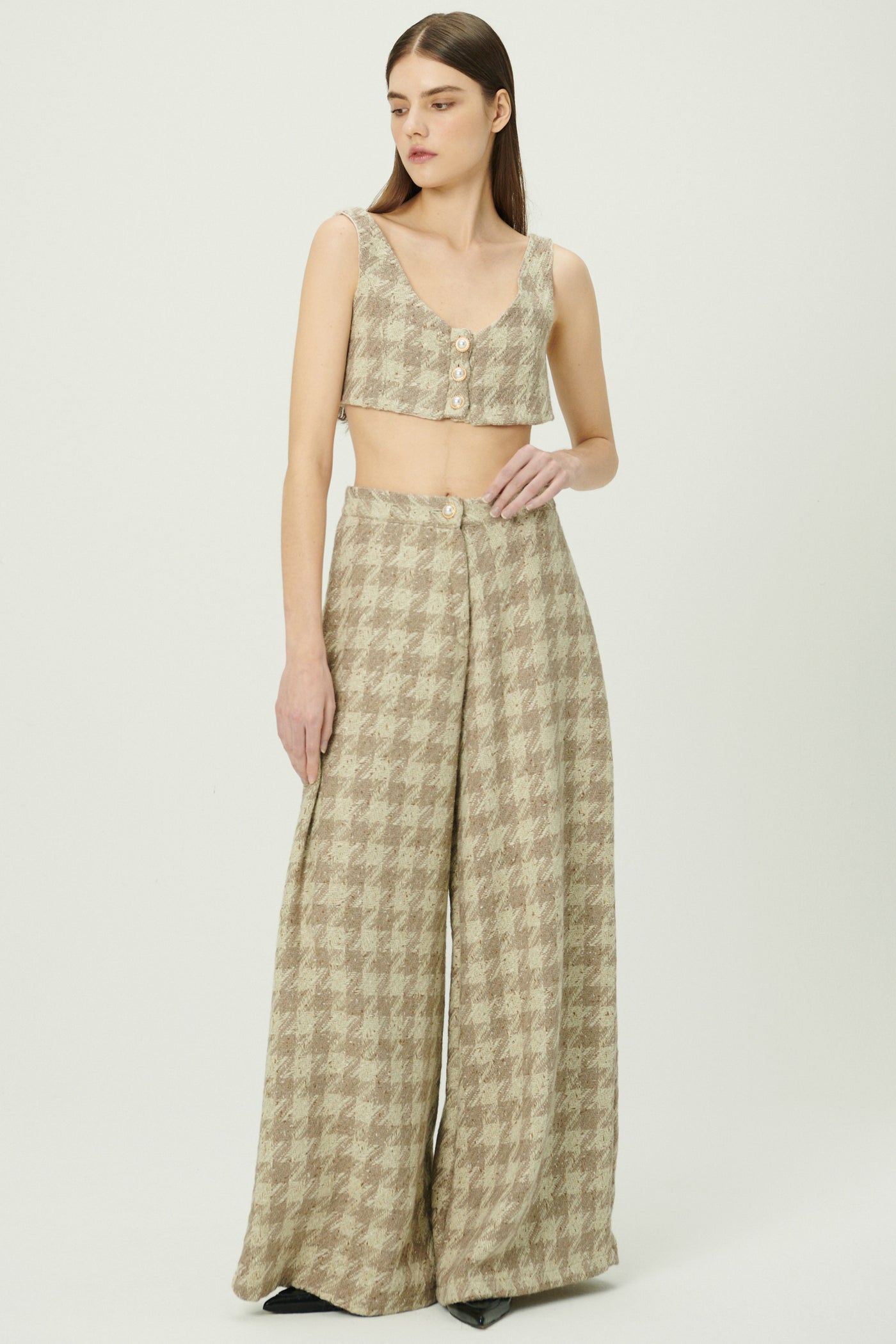 storets.com Milla Tweed Crop Top