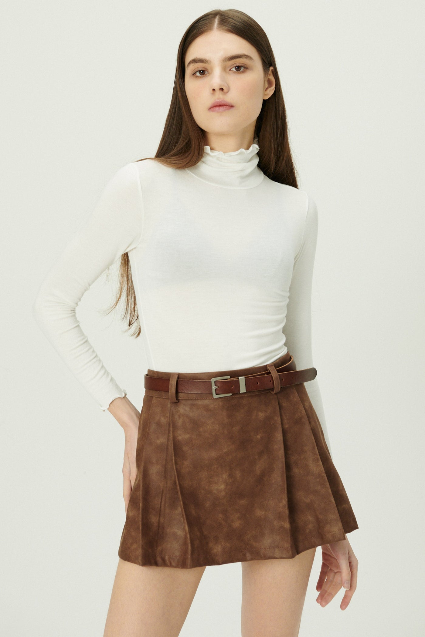 storets.com Catalina Lettuce Hem Slim Fit Top