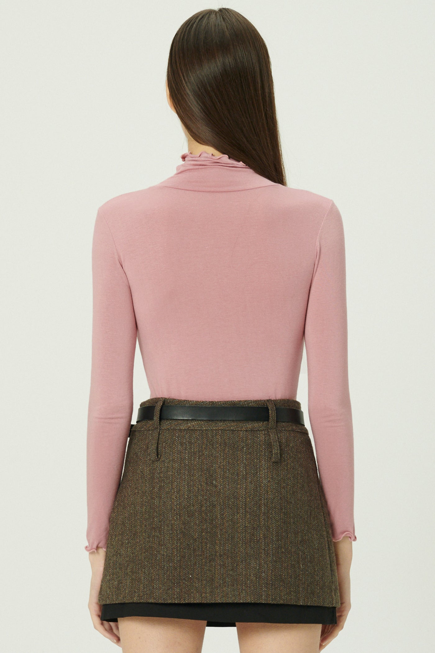 storets.com Catalina Lettuce Hem Slim Fit Top